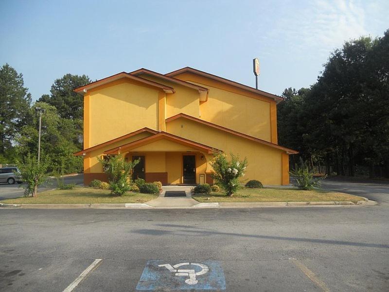 Super Inn Lodge West Exterior photo